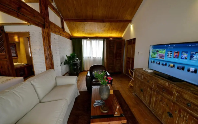 Lijiang Seven Island Resort