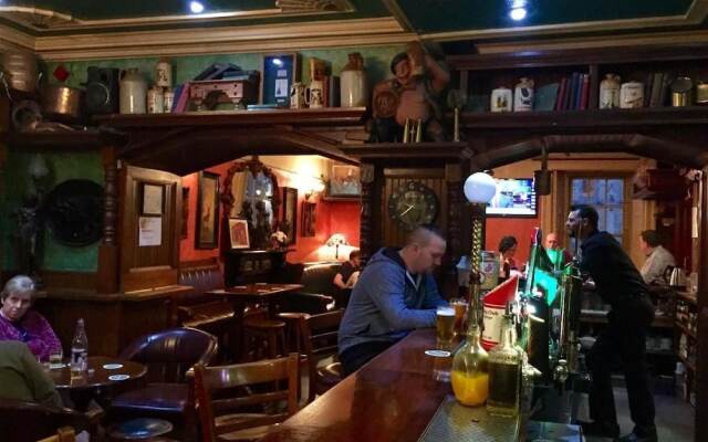 Fennessy's Hotel
