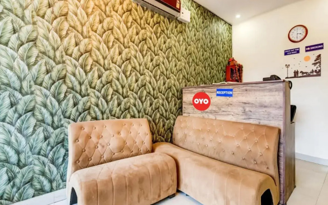Oyo Flagship 703864 Su Casa