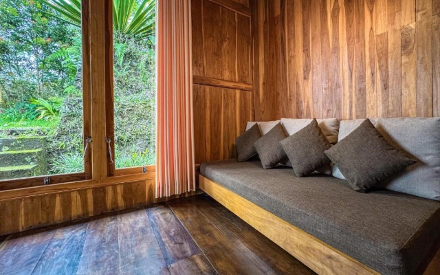 Munduk Menir Villas – Guest Rooms – Munduk