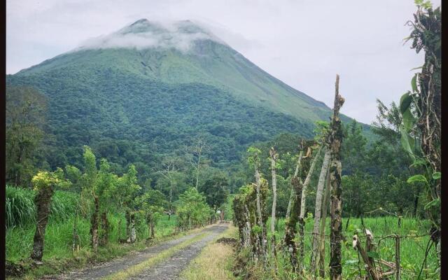 La Fortuna Waterfall Bungalows