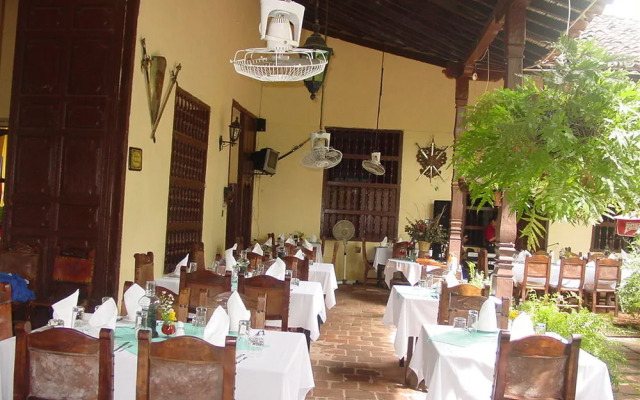 Hostal Restaurante Guaracu