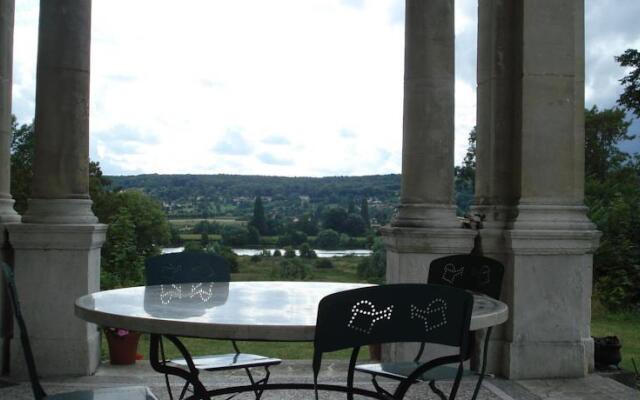 Château de la Madeleine