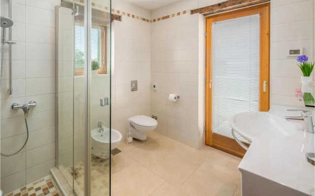 Holiday home Baredine bb IV
