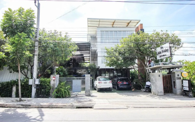 Oyo 387 Little Bangbon