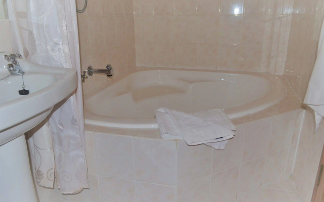 Sonnekus Boutique Hotel & Bistro