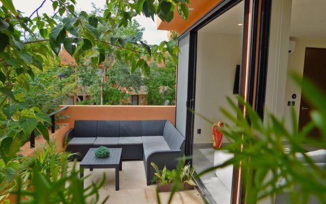 Roomy Apt With Private Terrace - Amazing Amenities
