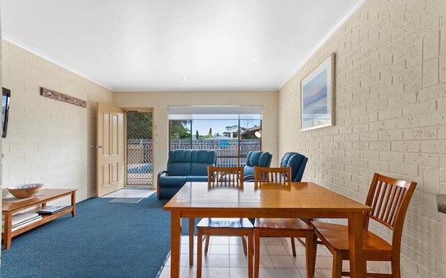 Allambi Holiday Apartments