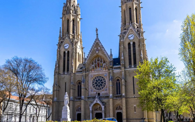 City center historical jewish quarter VII District 2 bathrooms