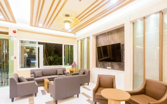 Swan Lake Hotel Sattahip