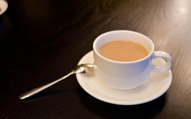 Guoguo Hotel (Xingyi Huijin Center Store)