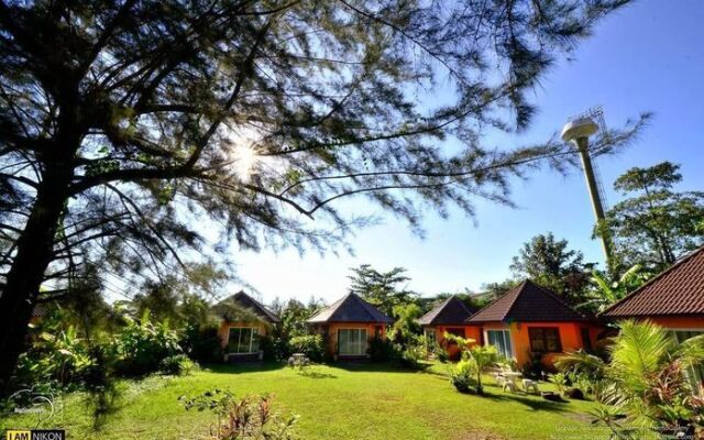 Monkey Dive Hostel Yolo Khaolak
