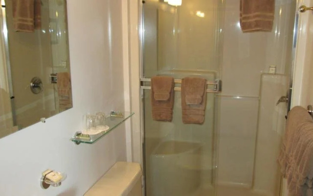 Royal Roads Oceanfront Vacation Rental