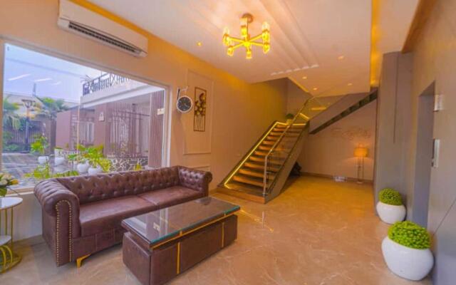 Greenwood Villa by Levelup