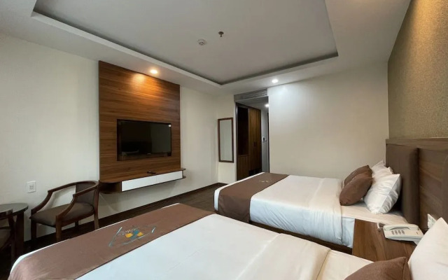 Night Sea Hotel