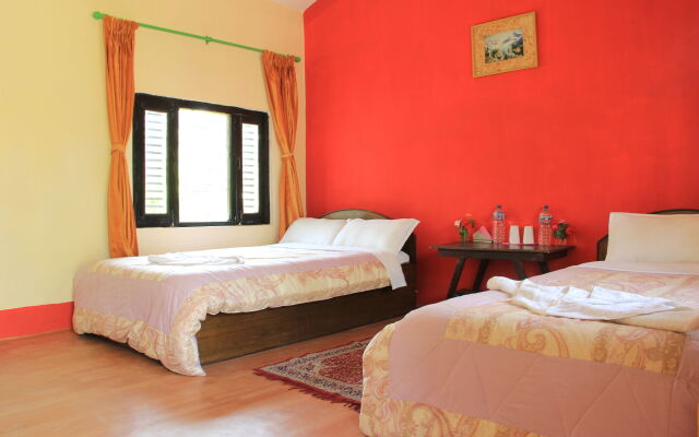 Chitwan Safari Camp & Lodge