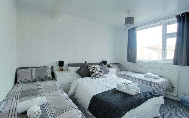 Reads Court Holiday Apartments