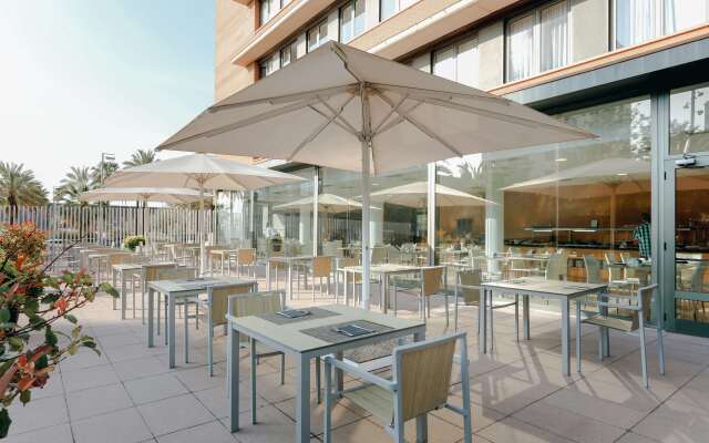 Catalonia Barcelona Beach Hotel 