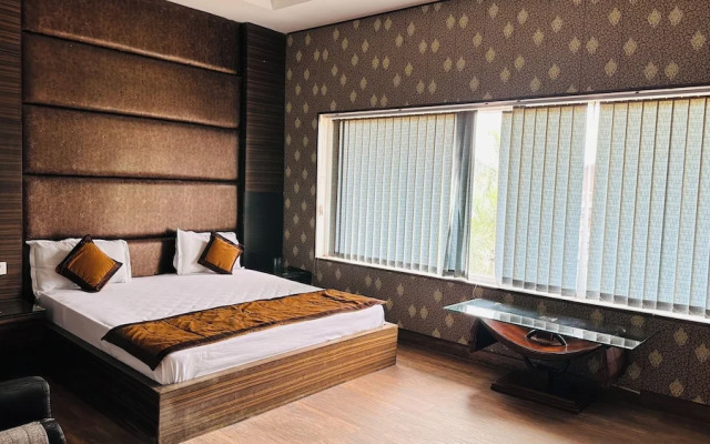 Hotel Riya Palace