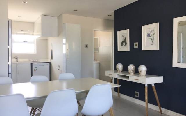 Cascades 2 bed 'FRESH LOOK & GREAT VIEW'