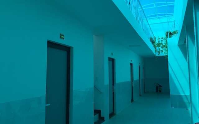 Mai Tuan Chanh Mon A Hotel