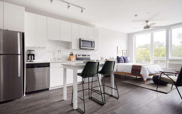 Sonder — Luna Apartments
