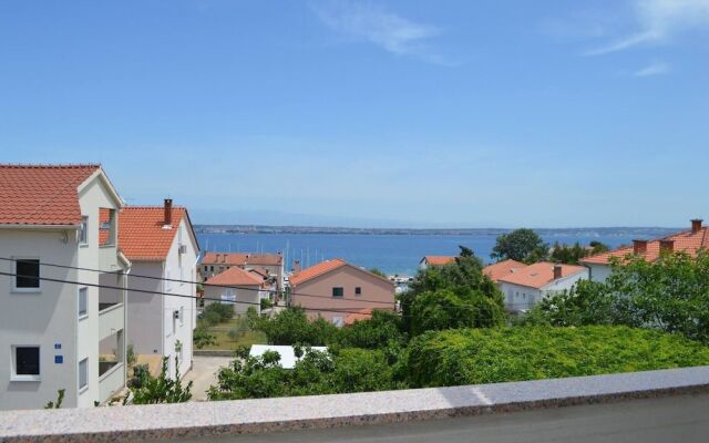 Sea View Apartment Leda