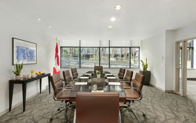 WorldMark Vancouver - The Canadian