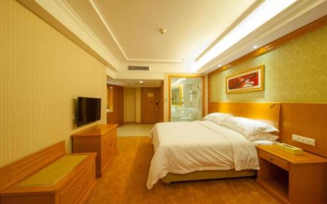 Vienna Hotel Rugao Zhengxiang Square branch