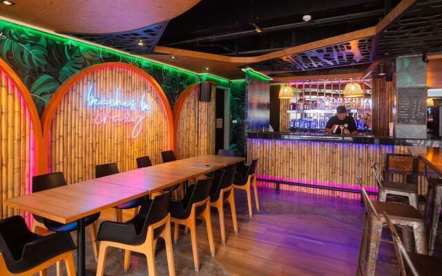 Mad Monkey Phuket