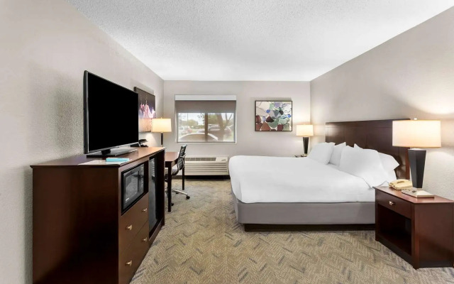 Best Western Oswego Hotel