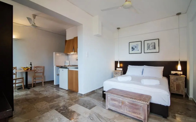 Polydoros Hotel Apartments