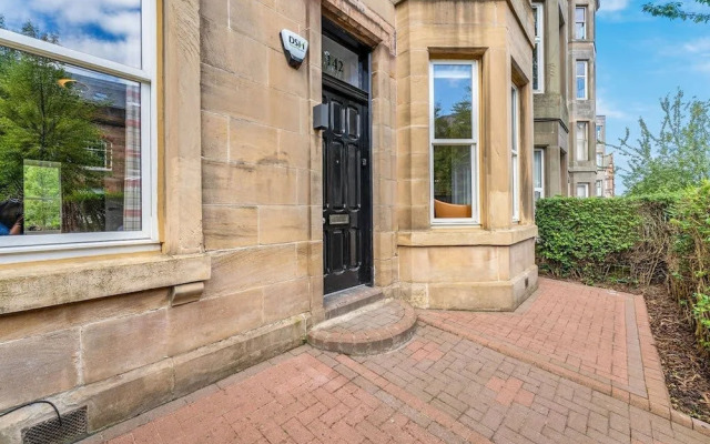 Stylish Elegance in City s Heart