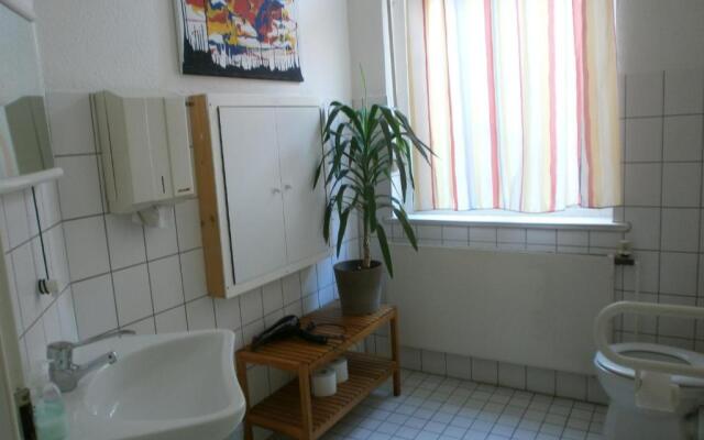 Hostel 37