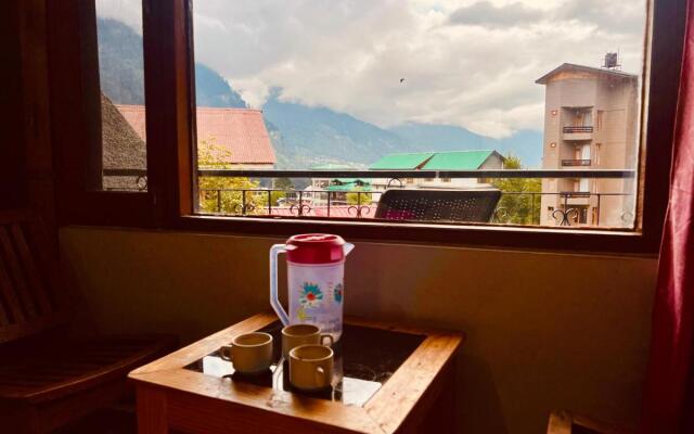 Hotel D Kanchan Manali