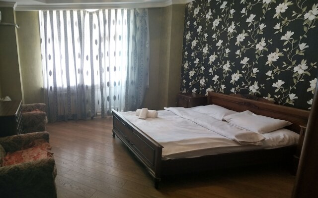 Apartment 3 rooms 6 Bakuvi