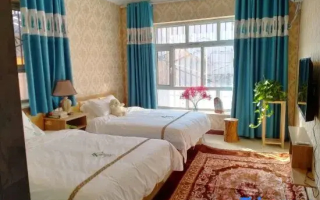 Yining Xiexie Homestay