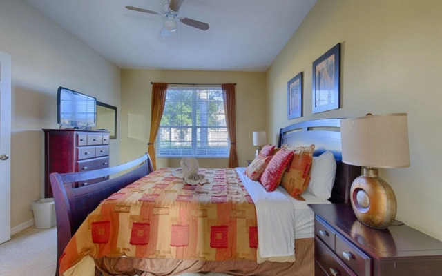 Beautifully Positioned Lake View Home