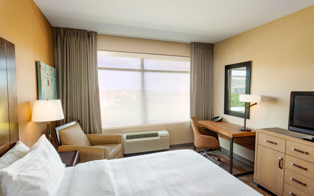 Holiday Inn San Antonio Northwest - SeaWorld Area