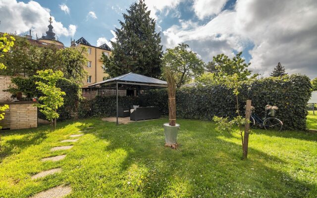 APT with garden Prague by Michal&Friends