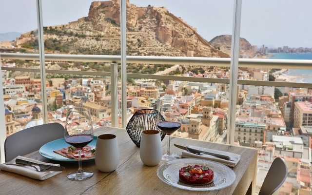 Hotel Alicante Gran Sol Affiliated by Meliá