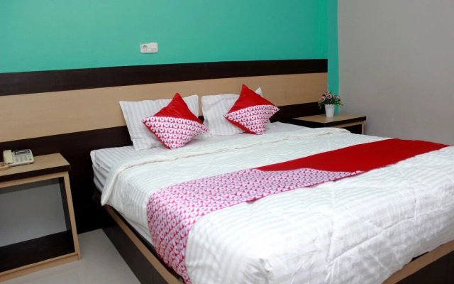 Grand Mentari Guest House by OYO Rooms