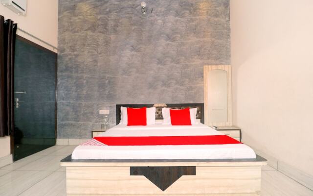 Hotel Pushp Vatika by OYO Rooms