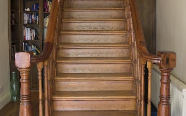 The Grange Guesthouse, Cefn-Coed