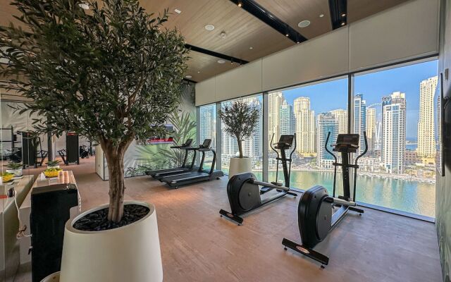 HiGuests - Vida Marina Yacht Club