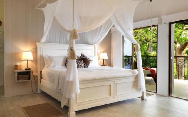 FireFly Hotel Mustique