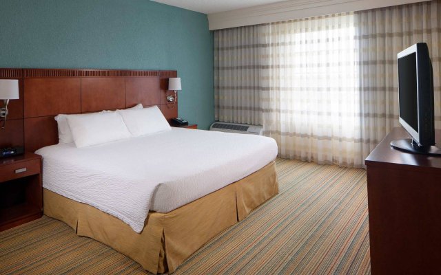 Courtyard by Marriott Fort Lauderdale Airport & Cruise Port