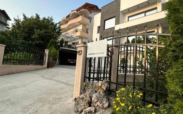 Stefanoski Guesthouse