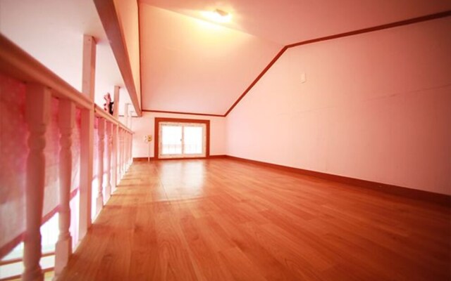 Taean Come & Play Pension