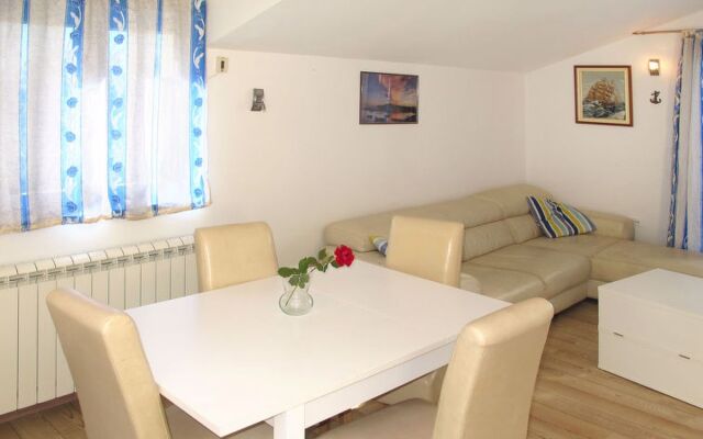 Andriana (SIB225) 28077